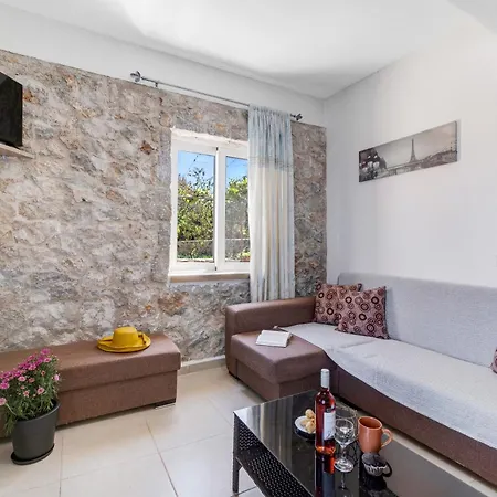 Apartment Gkountis Stone 5