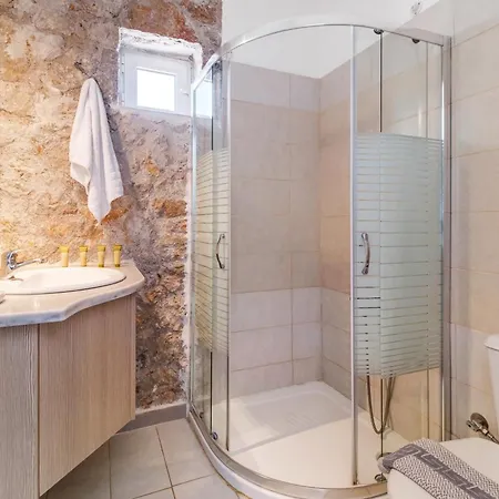 Apartment Gkountis Stone 5 Tsoukaládhes
